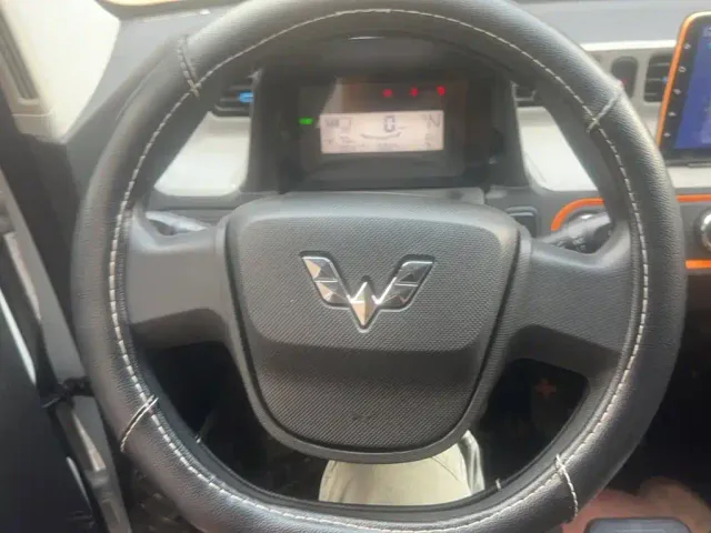 Wuling Hongguang Mini EV — Фото автомобиля 2