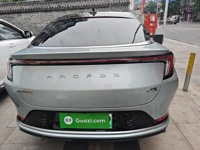 Arcfox Alpha S — Фото автомобиля 5