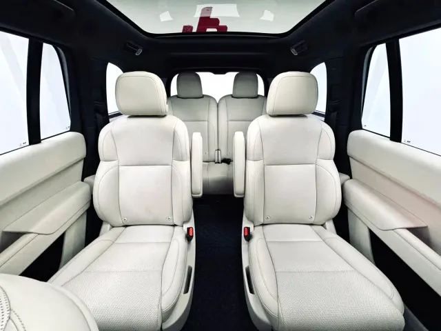 Li Auto L9 — Фото автомобиля 9