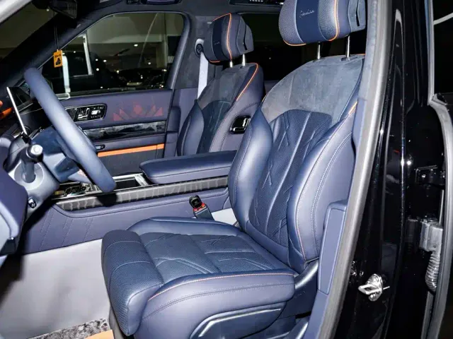 ZEEKR Zeekr 9X 2025 Model Gloss Black Edition — Фото автомобиля 19