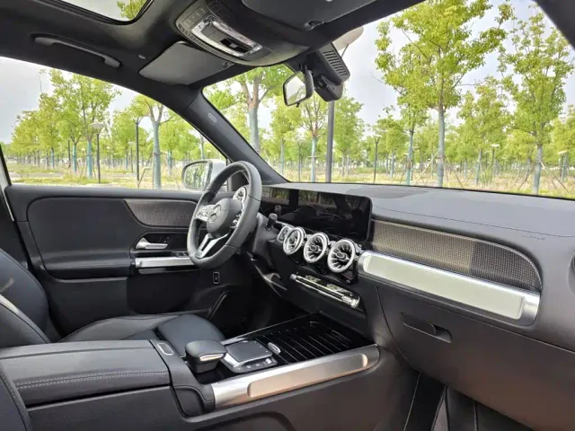 Mercedes-Benz GLB-Class — Фото автомобиля 17