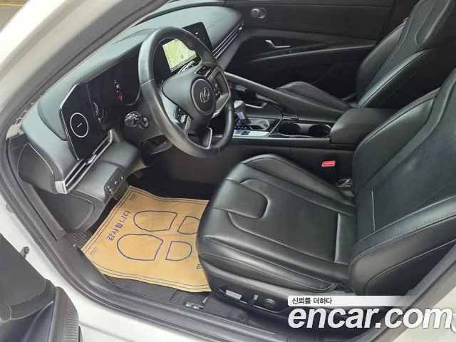 Hyundai AVANTE Avante (CN7) — Фото автомобиля 19