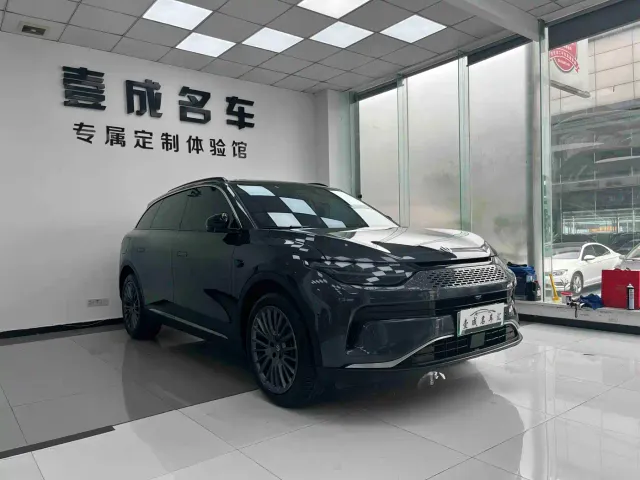 Leapmotor C11 — Фото автомобиля 3