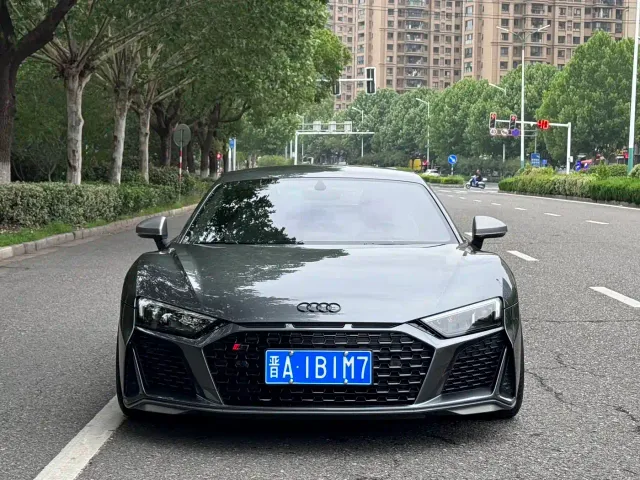 Audi R8 — Фото автомобиля 2