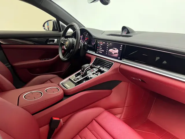Porsche Panamera — Фото автомобиля 18