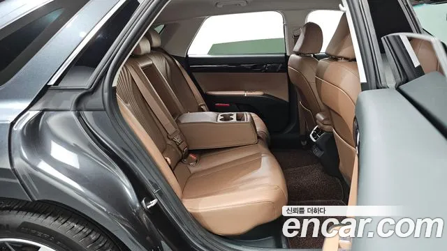 Hyundai Grandeur GN7 — Фото автомобиля 11