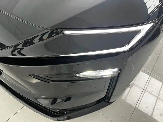 Toyota BoZhi 7 — Фото автомобиля 12