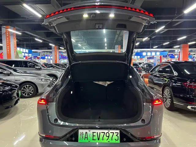 Changan Qiyuan A07 — Фото автомобиля 23