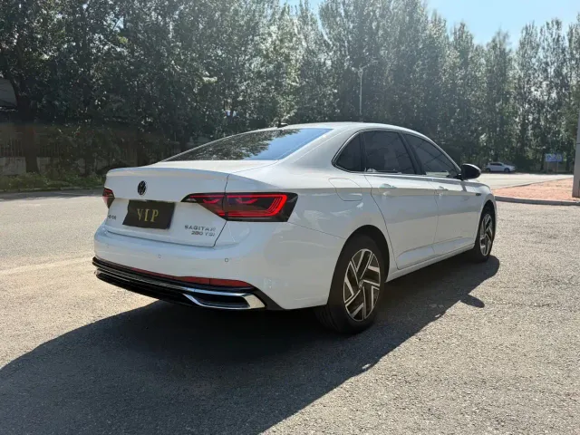 Volkswagen Sagitar — Фото автомобиля 5