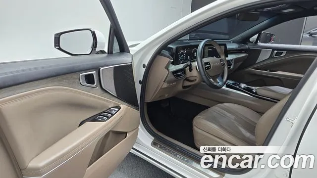 Kia K8 Hybrid — Фото автомобиля 15