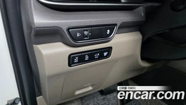 Kia Carnival 4th Gen — Фото автомобиля 28