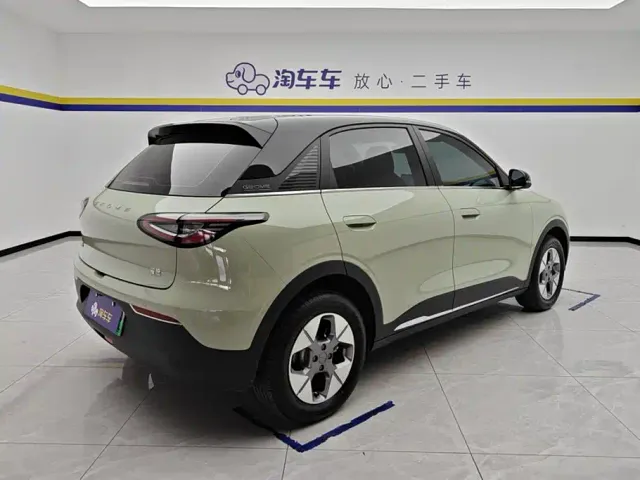 Geely Starry Wish — Фото автомобиля 3