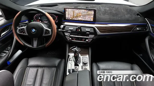 BMW 5-Series — Фото автомобиля 7