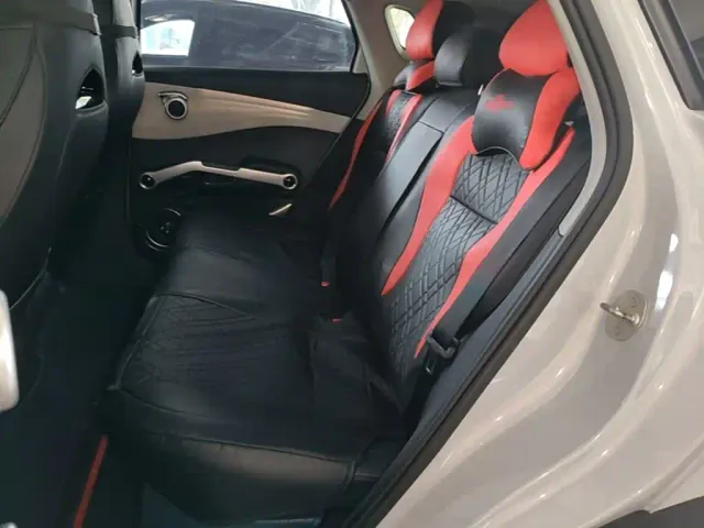 BYD Yuan PLUS — Фото автомобиля 16
