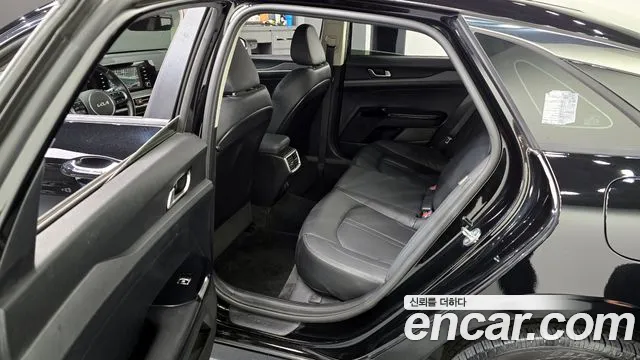 Kia K5 K5 3 поколение 2.0 LPI(Для проката) — Фото автомобиля 11