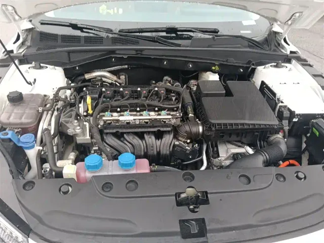 Changan Qiyuan A05 — Фото автомобиля 19