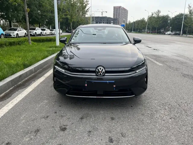 Volkswagen Sagitar — Фото автомобиля 2