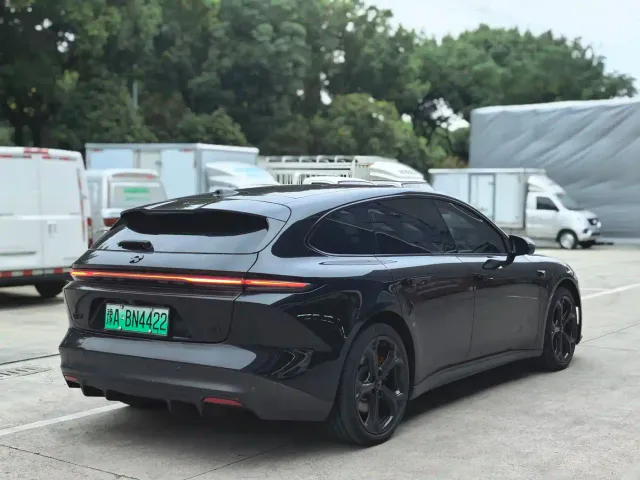 Nio ET5 Touring — Фото автомобиля 13