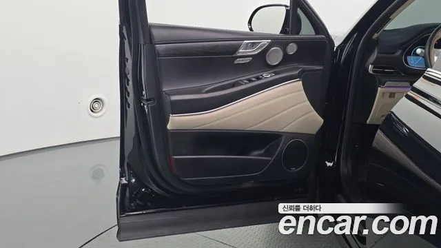 Genesis GV80 — Фото автомобиля 13