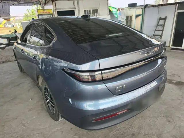 BYD Seal 05 DM-i — Фото автомобиля 4