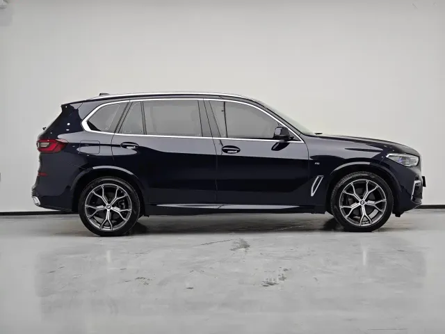 BMW X5 — Фото автомобиля 9