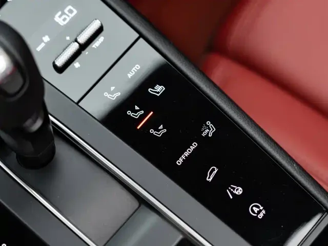 Porsche Macan — Фото автомобиля 21
