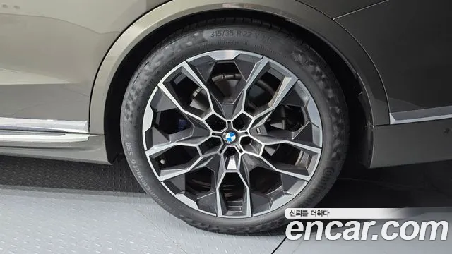 BMW X7 G07 — Фото автомобиля 6