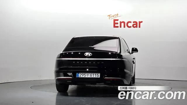 Hyundai Grandeur GN7 — Фото автомобиля 4