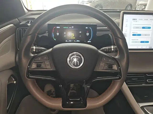 BYD Song Pro — Фото автомобиля 10