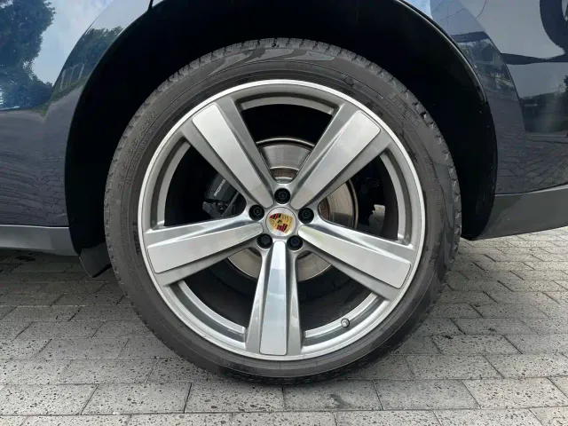 Porsche Macan — Фото автомобиля 7