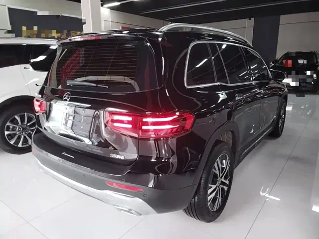 Mercedes-Benz GLB-Class — Фото автомобиля 6