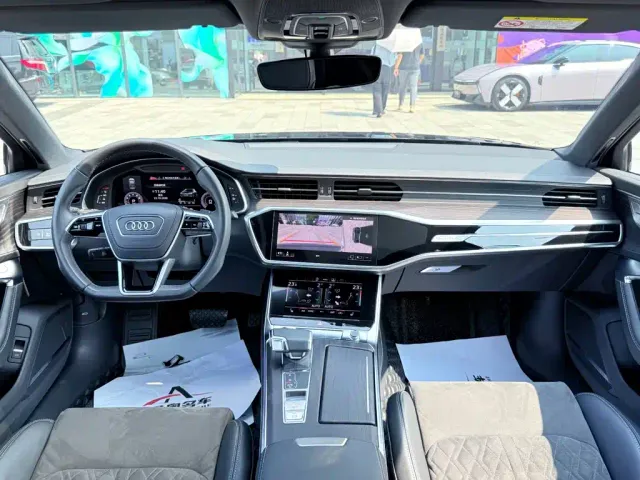 Audi A6L — Фото автомобиля 24