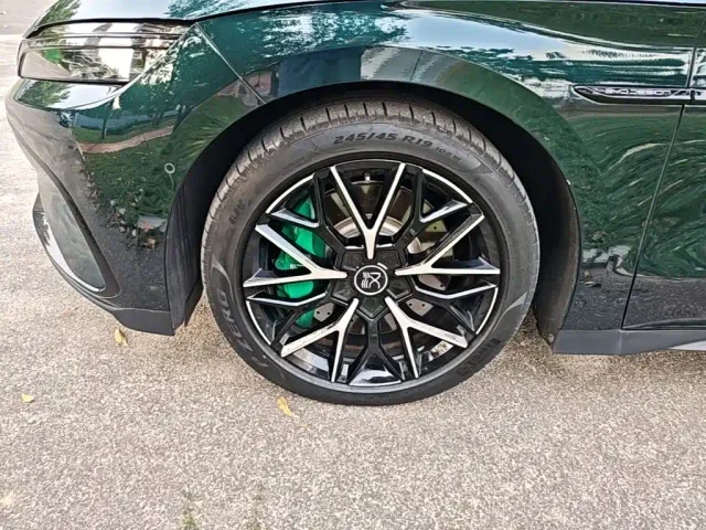 BYD Han — Фото автомобиля 22