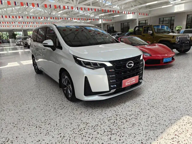 GAC Trumpchi M6 — Фото автомобиля 3