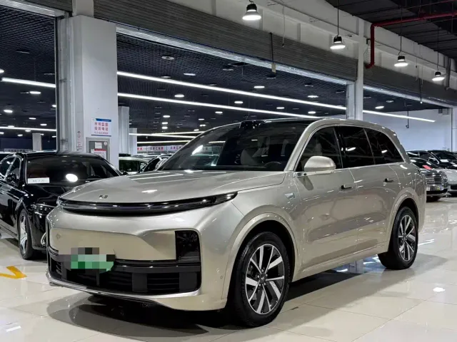 Фотография автомобиля — Li Auto L8