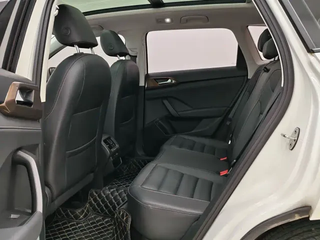 Volkswagen Tharu — Фото автомобиля 9