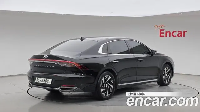 Hyundai Grandeur (New) Hybrid — Фото автомобиля 2