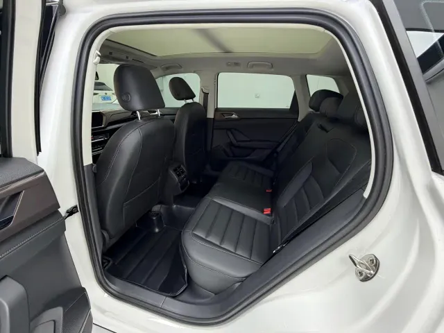 Volkswagen Tharu — Фото автомобиля 14