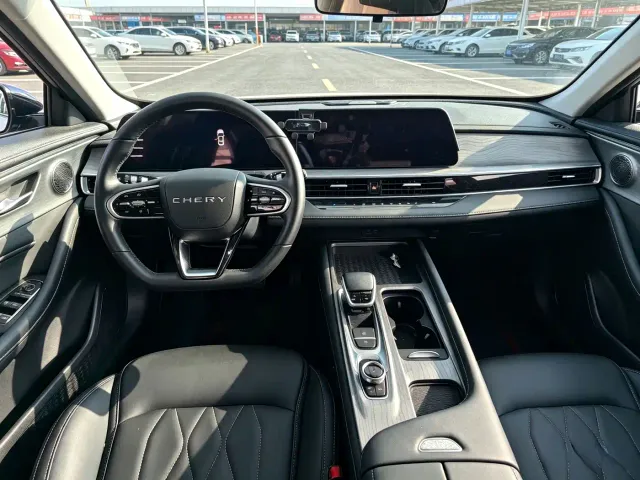 Chery Arrizo 8 — Фото автомобиля 7