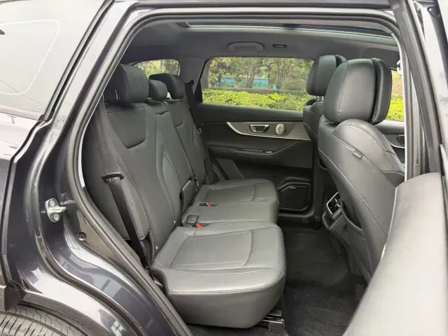 Chery Tiggo 8 PLUS — Фото автомобиля 20