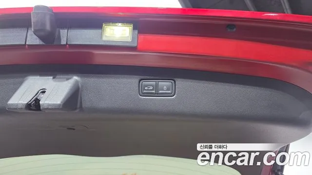 Genesis GV70 — Фото автомобиля 23