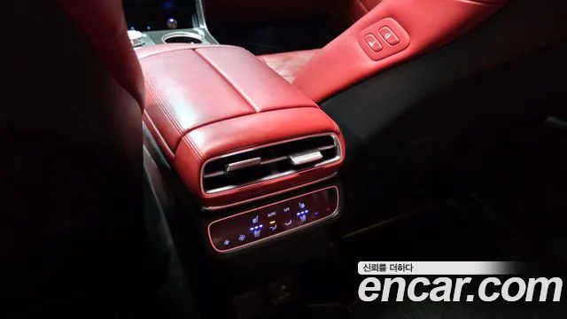 Genesis GV80 Coupe — Фото автомобиля 30
