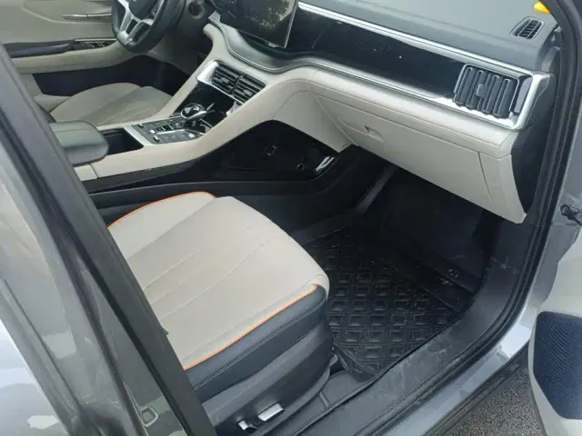 BYD Song PLUS — Фото автомобиля 8