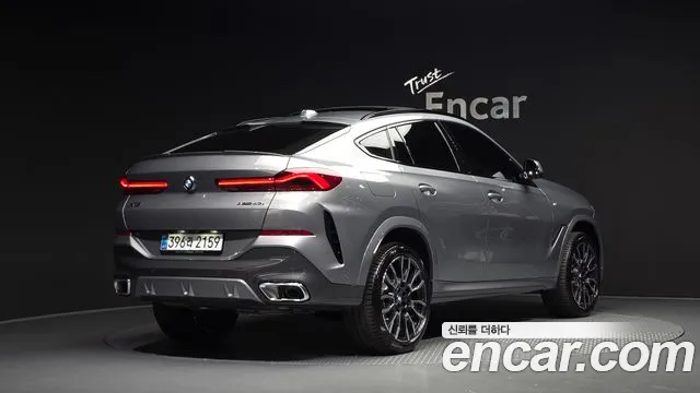 BMW X6 xDrive40i M Sport — Фото автомобиля 2