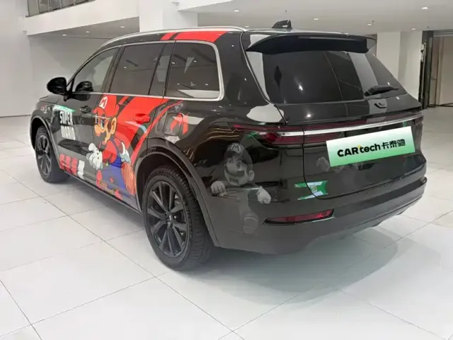 Li Auto ONE — Фото автомобиля 10