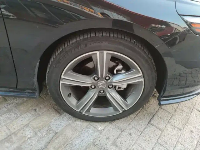 Honda Accord — Фото автомобиля 6
