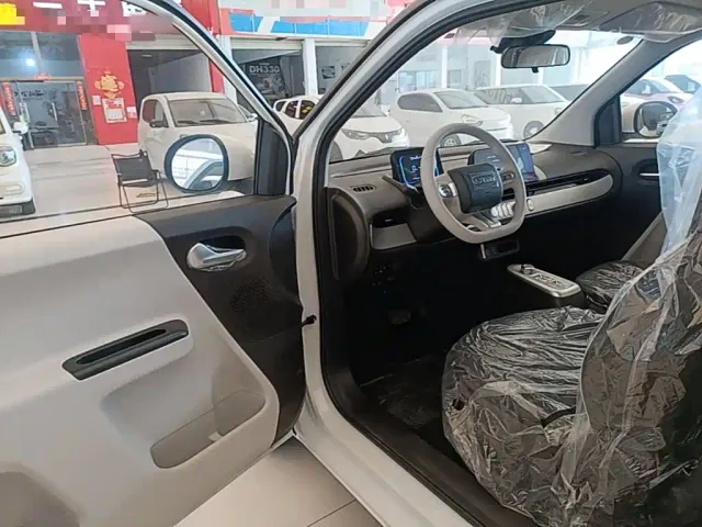 Changan Lumin — Фото автомобиля 15