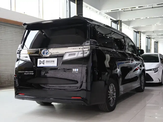 Toyota Vellfire — Фото автомобиля 20