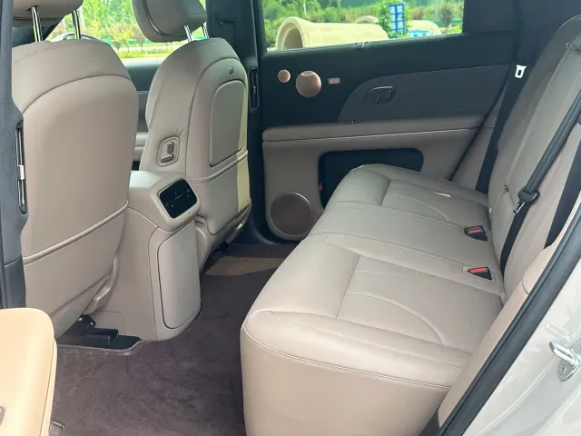 IM Motors LS8 — Фото автомобиля 8