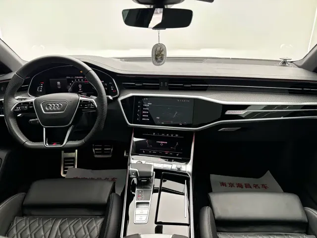 Audi A7 — Фото автомобиля 12